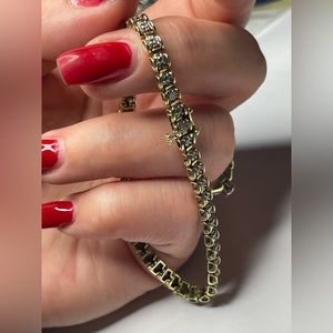 10k diamond tennis bracelet 6.8 grams